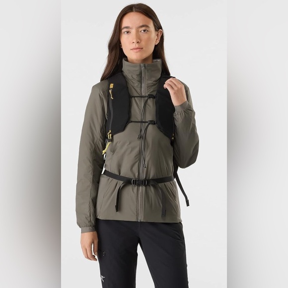 NWOT Arc'teryx Aerios 15 Backpack Women's | Light Durable Day-Hiking Pack - Picture 4 of 7